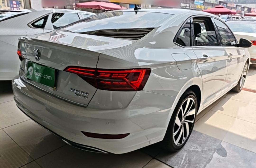 Volkswagen Sagitar 280TSI DSG Premium Edition