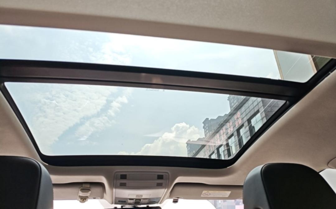 Volkswagen Sagitar 280TSI DSG Premium Edition