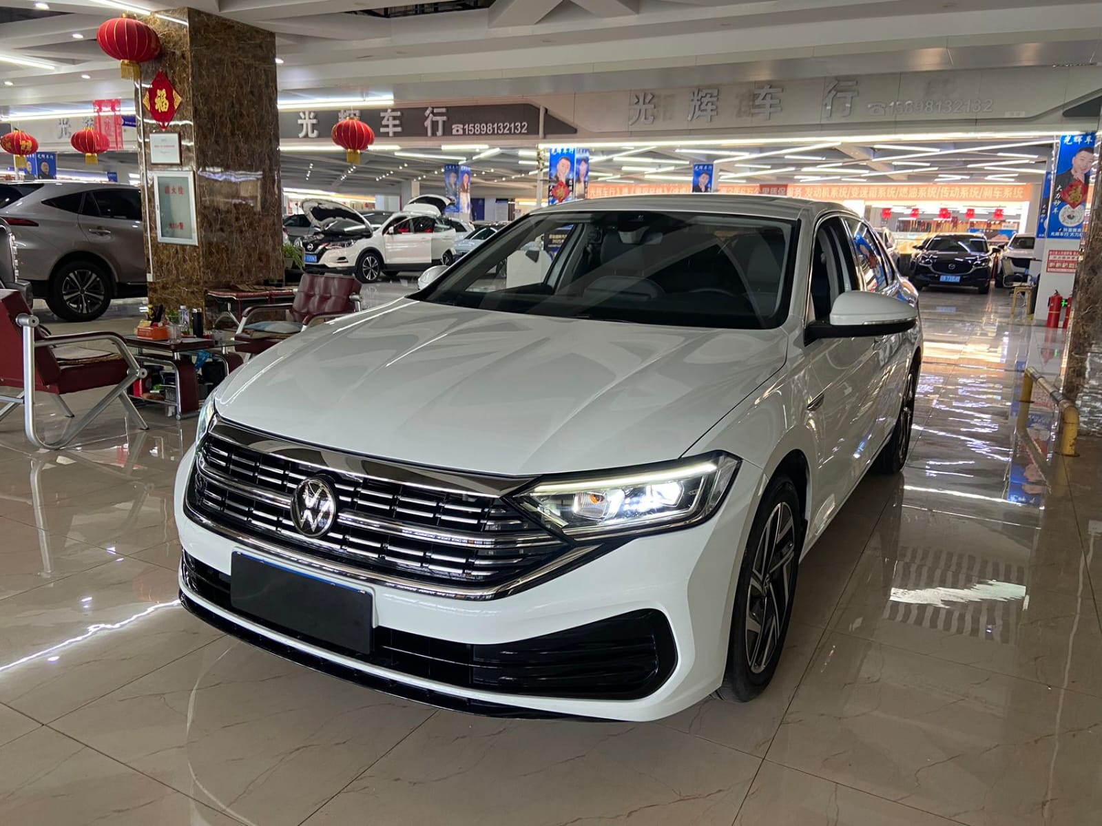 Volkswagen Sagitar 280TSI DSG Oversight Plus