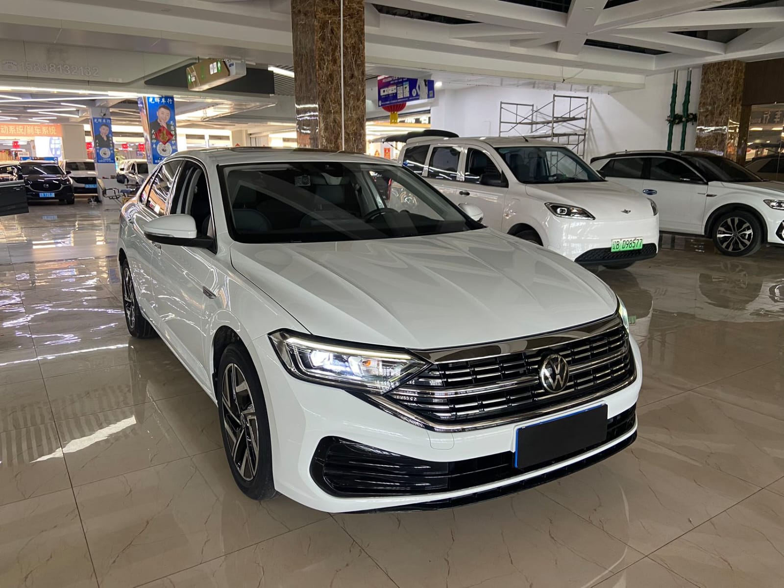 Volkswagen Sagitar 280TSI DSG Oversight Plus