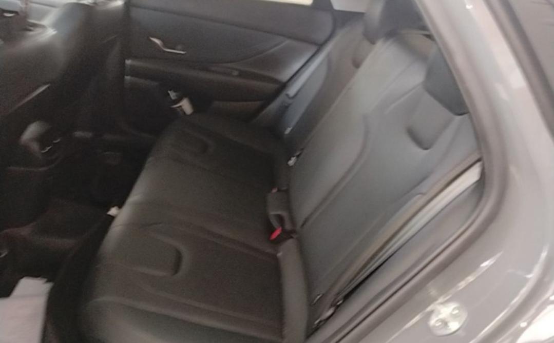 Hyundai Elantra 1.5L CVT GLX Elite Edition
