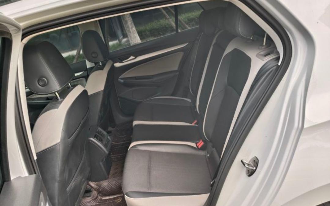 Volkswagen Golf 280TSI DSG Pro