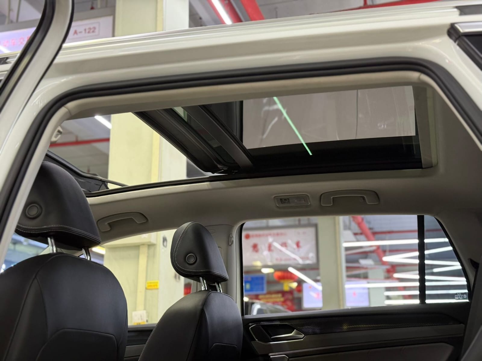 Volkswagen Tayron 280TSI Deluxe Plus Premium Edition