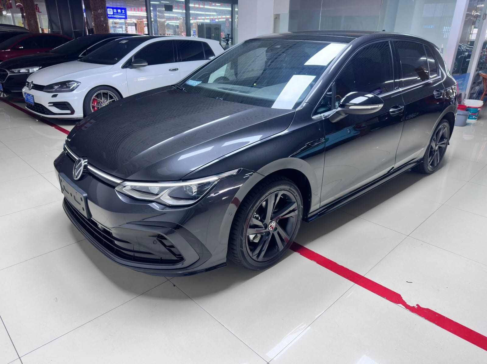 Volkswagen Golf 280TSI DSG R-Line