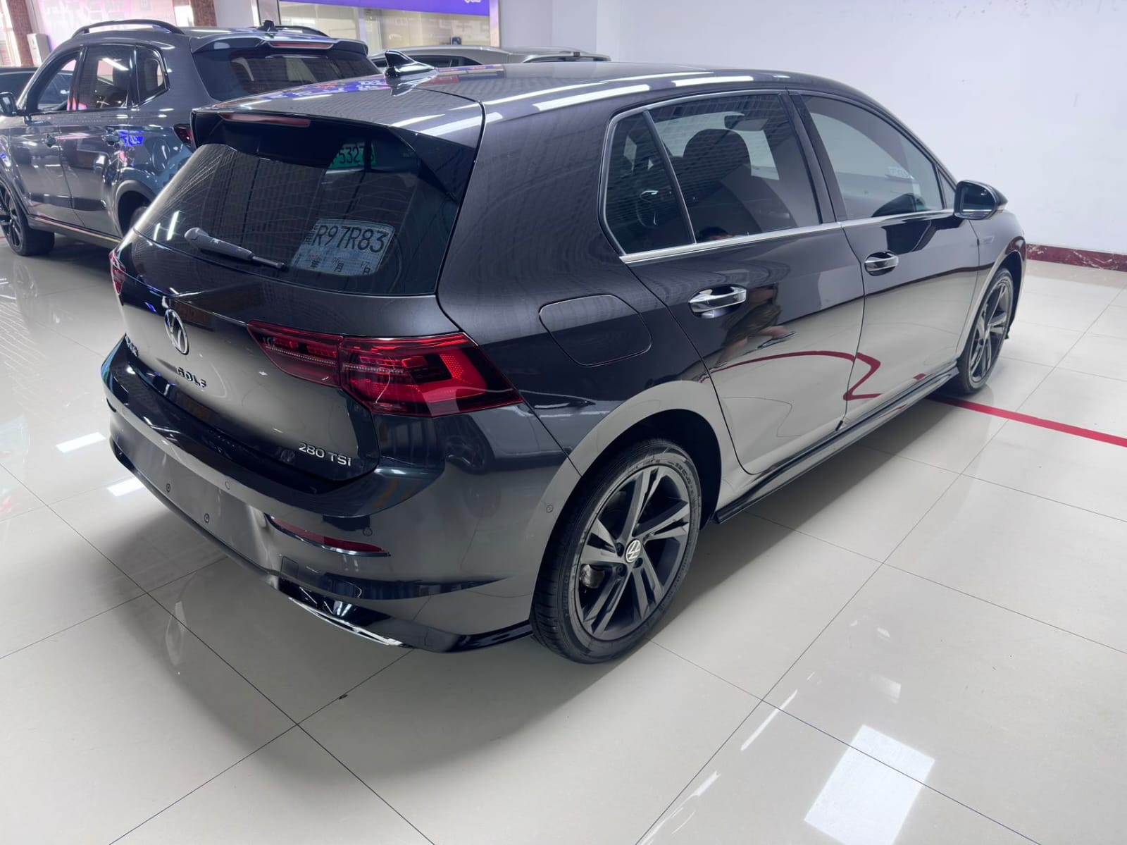 Volkswagen Golf 280TSI DSG R-Line