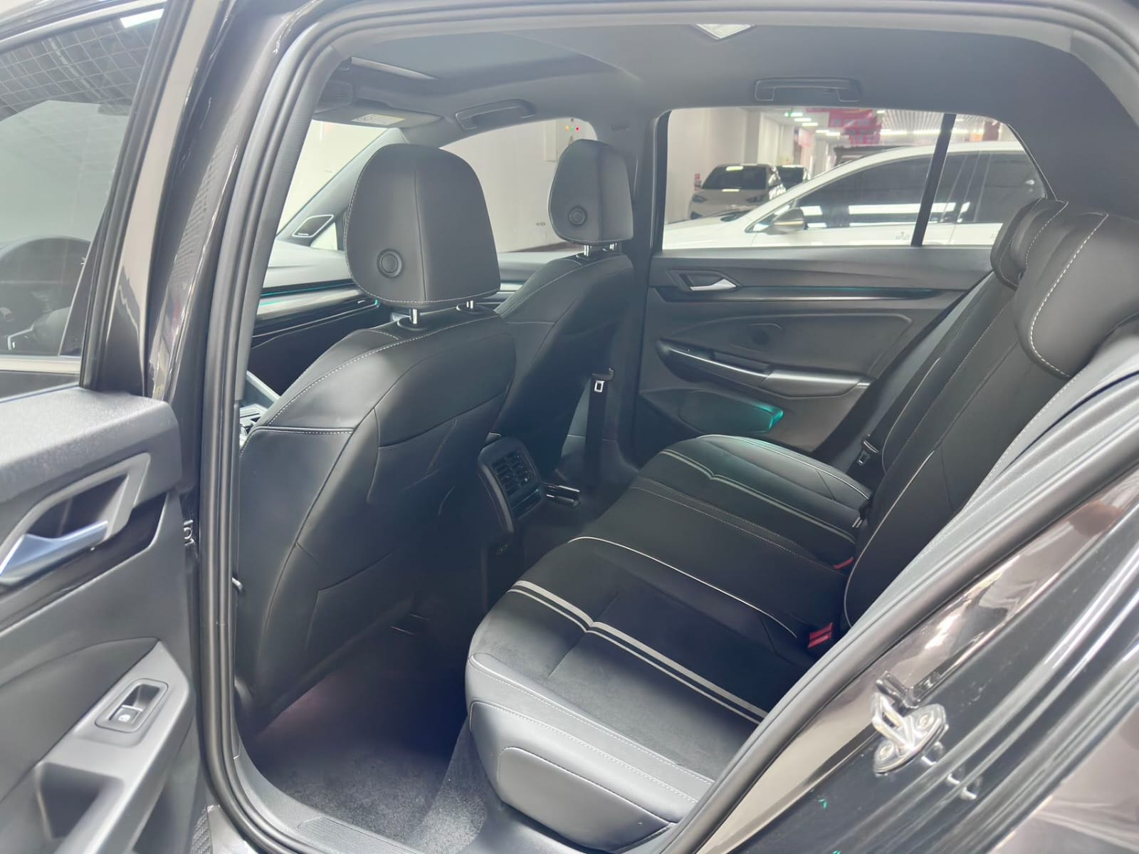 Volkswagen Golf 280TSI DSG R-Line