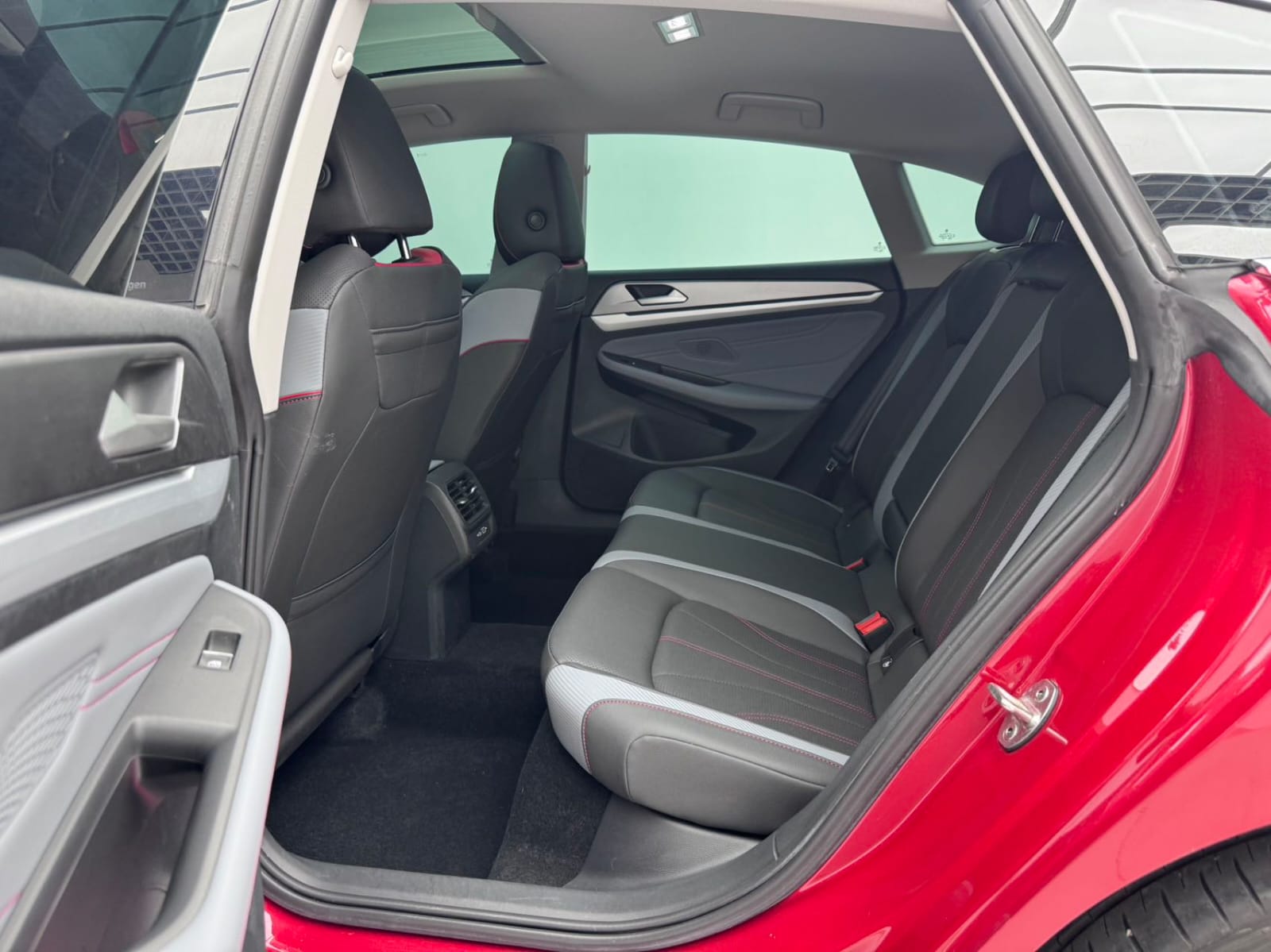 Volkswagen Lamando L 280TSI Cool Hot Version