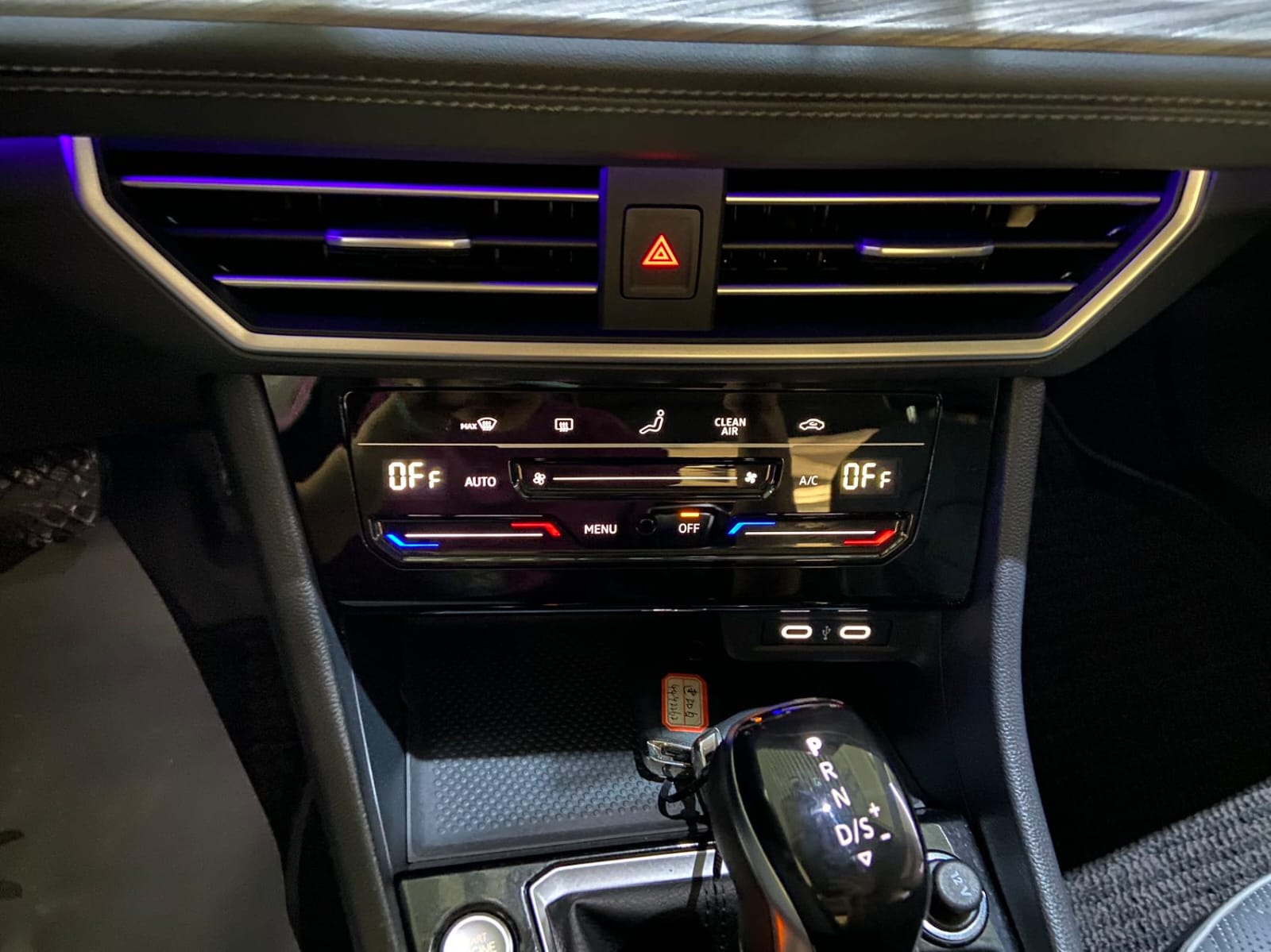 Volkswagen Sagitar 280TSI DSG Overpass Edition