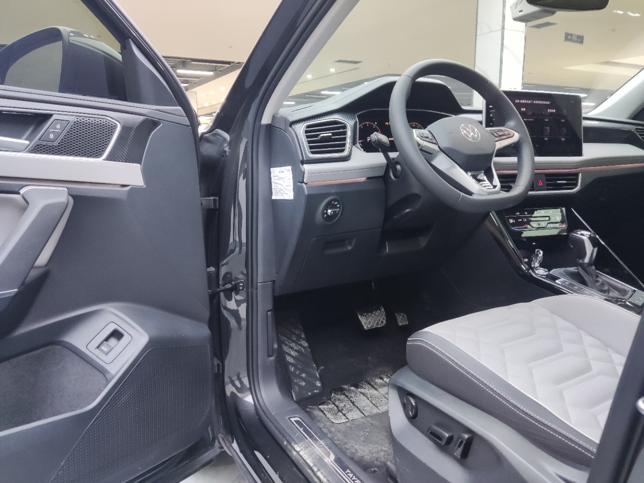 Volkswagen Tayron 280TSI Deluxe Plus Premium Edition