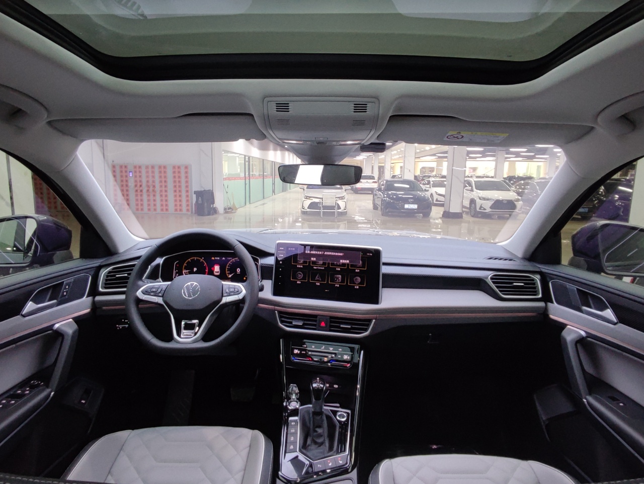 Volkswagen Tayron 280TSI Deluxe Plus Premium Edition