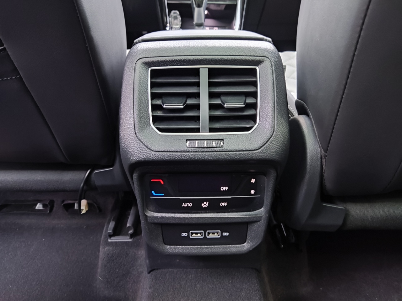 Volkswagen Tayron 280TSI Deluxe Plus Premium Edition