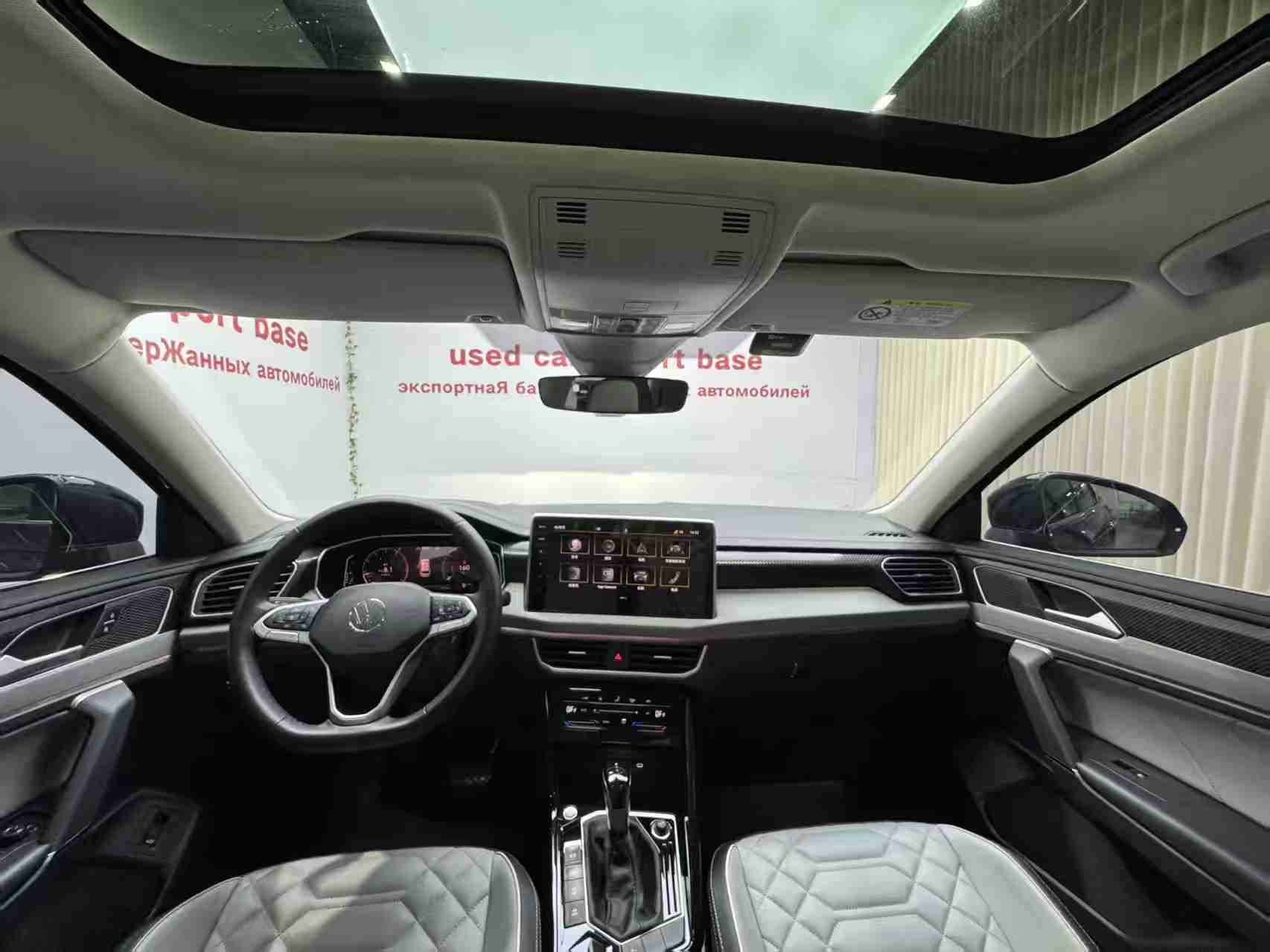 Volkswagen Tayron 280TSI Deluxe Plus Premium Edition