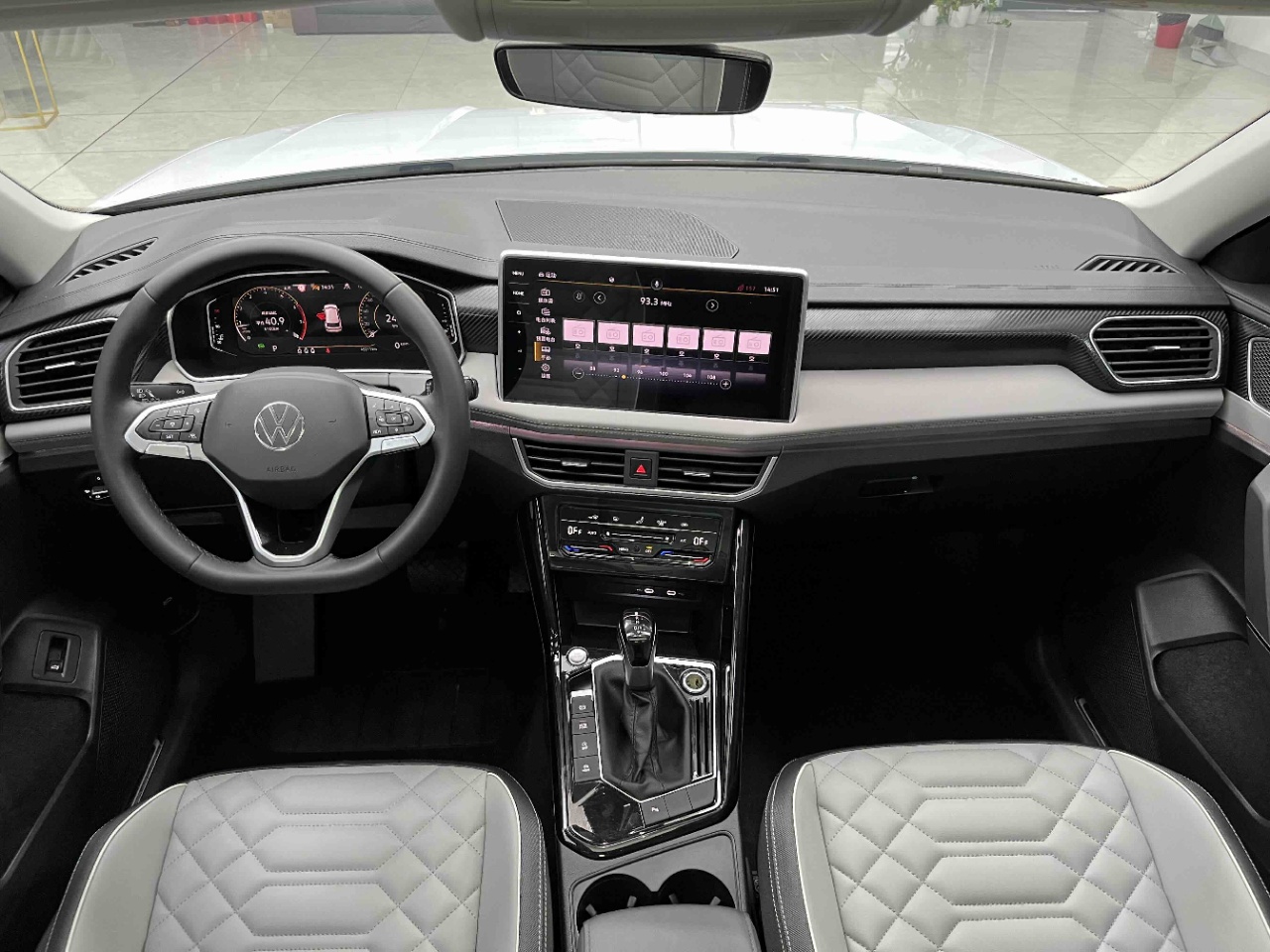 Volkswagen Tayron 280TSI Deluxe Plus Premium Edition