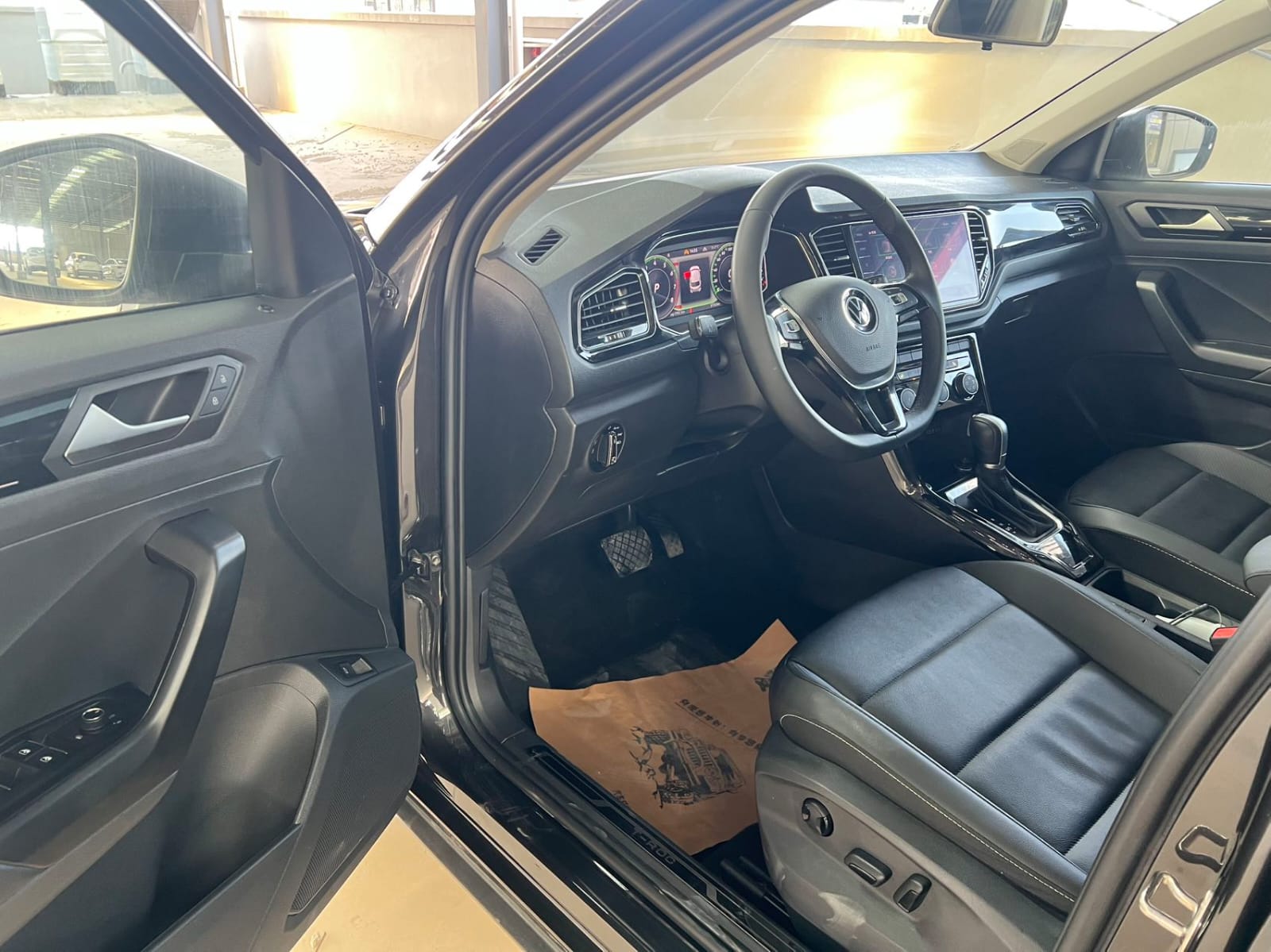 Volkswagen T-Roc Tango 280TSI DSG - Фото 3