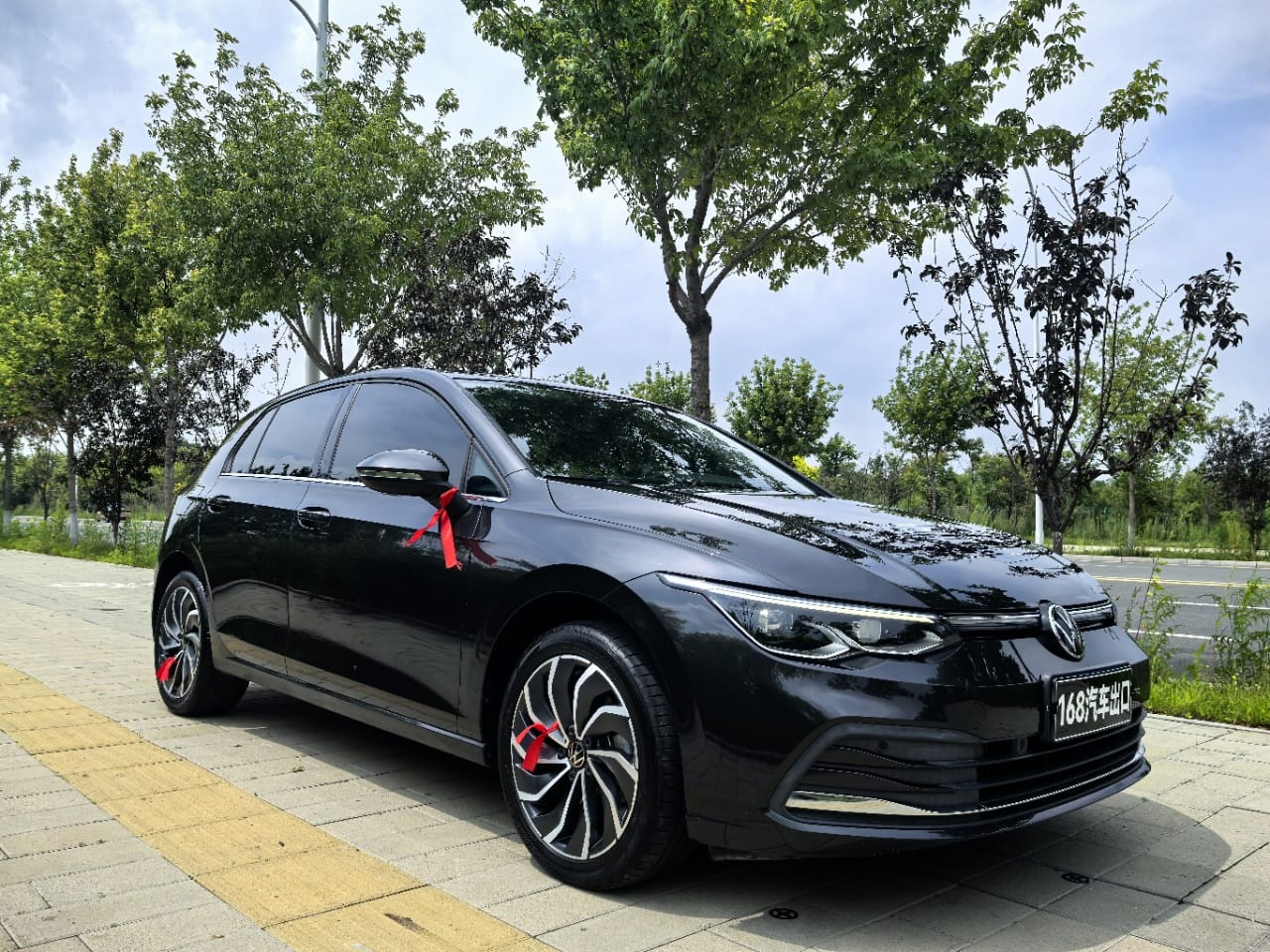 Volkswagen Golf 280TSI - Фото 2