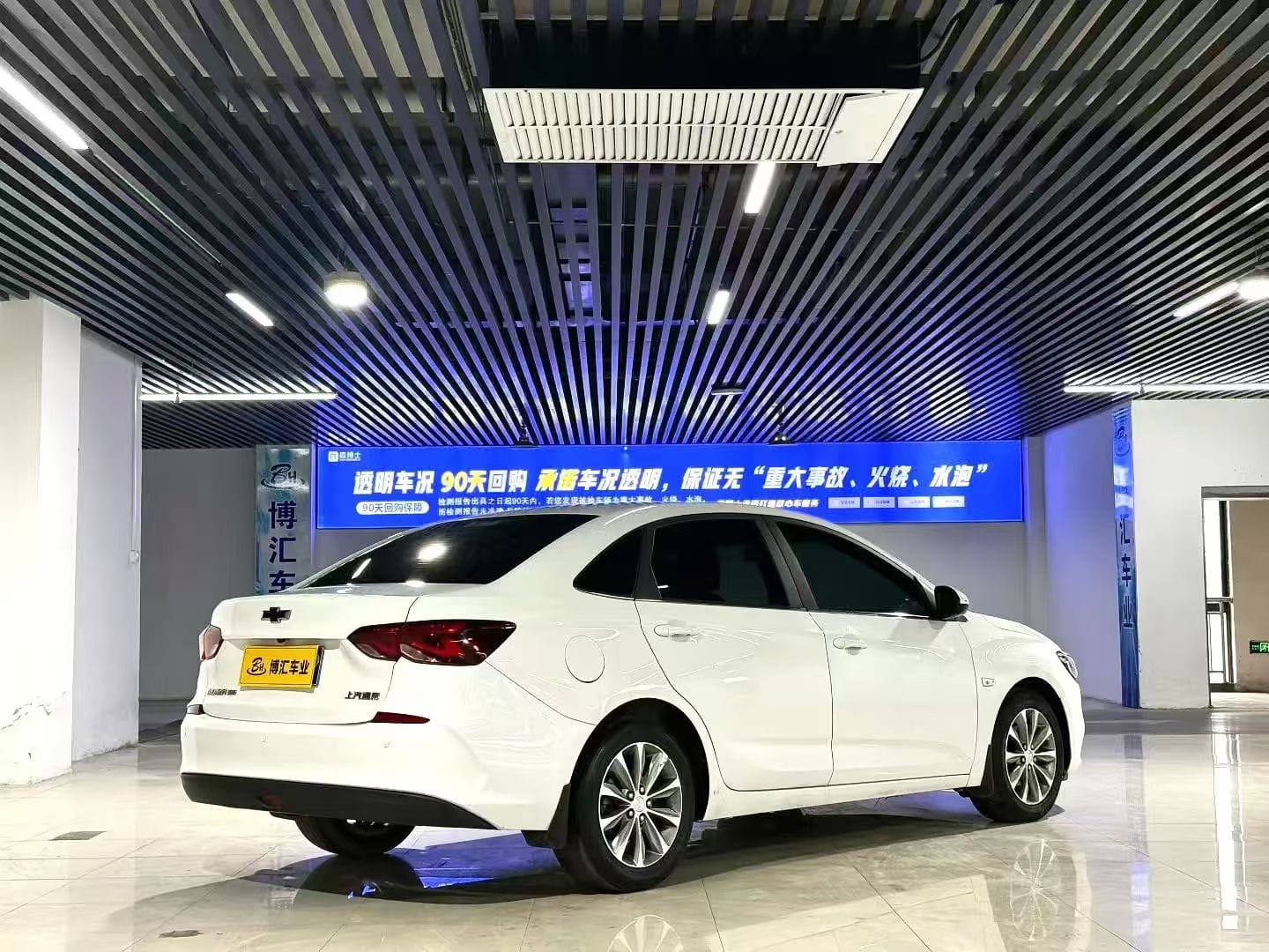 Chevrolet Monza (Cruze) 1.5L 320 Enjoy Skylight Edition