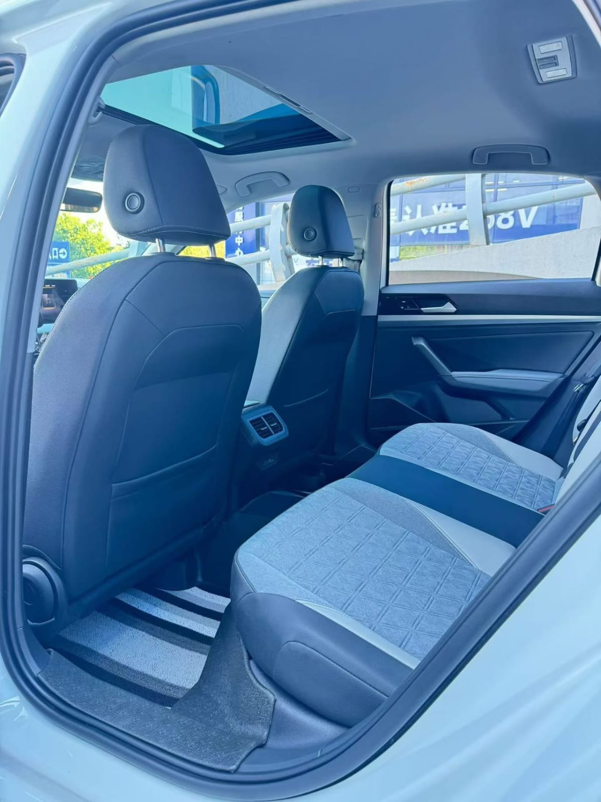 Volkswagen Lavida 280TSI