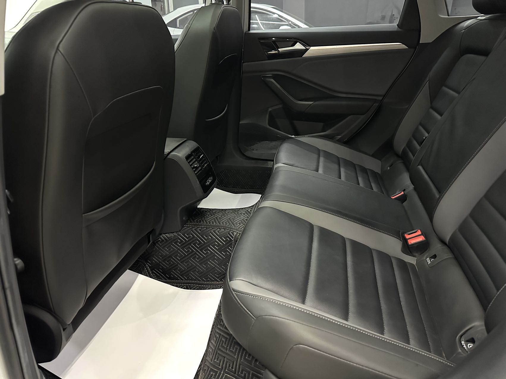 Volkswagen Lavida 280TSI