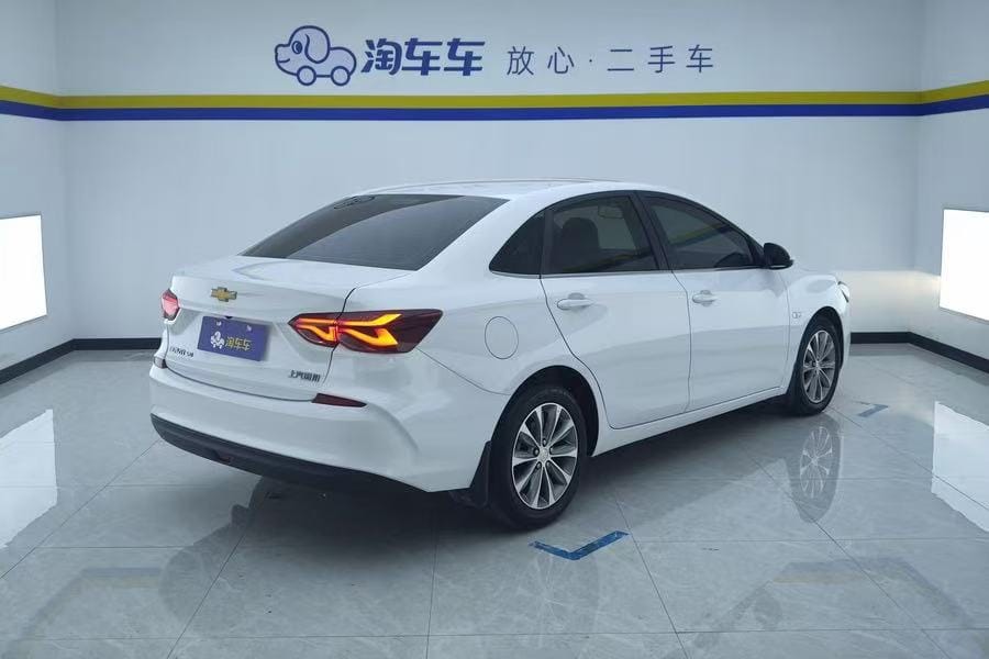 Chevrolet Monza (Cruze) 1.5L