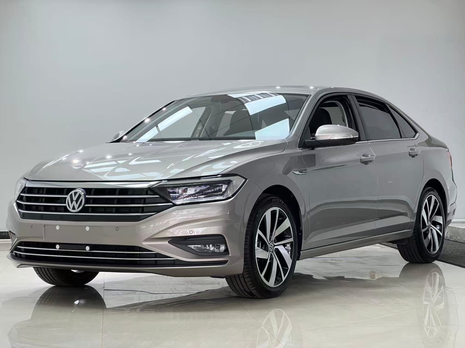 Volkswagen Sagitar 280TSI DSG Premium Edition