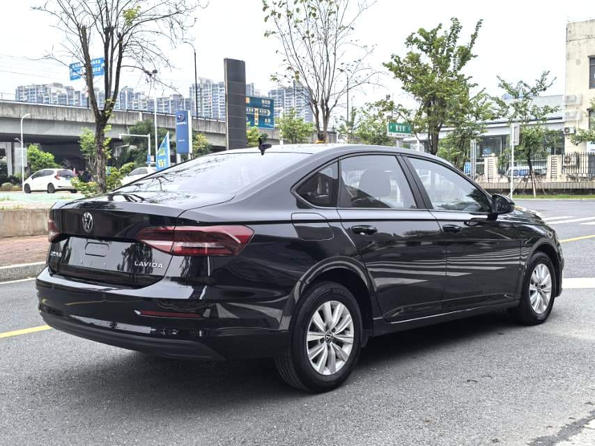 Volkswagen Lavida 1.5L Модная версия