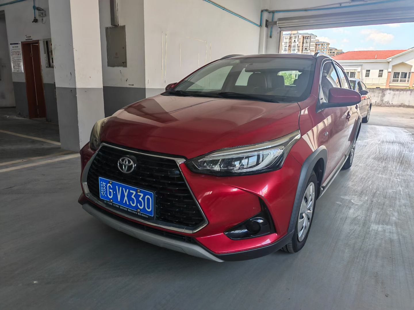 Toyota Yaris L Leading PLUS
