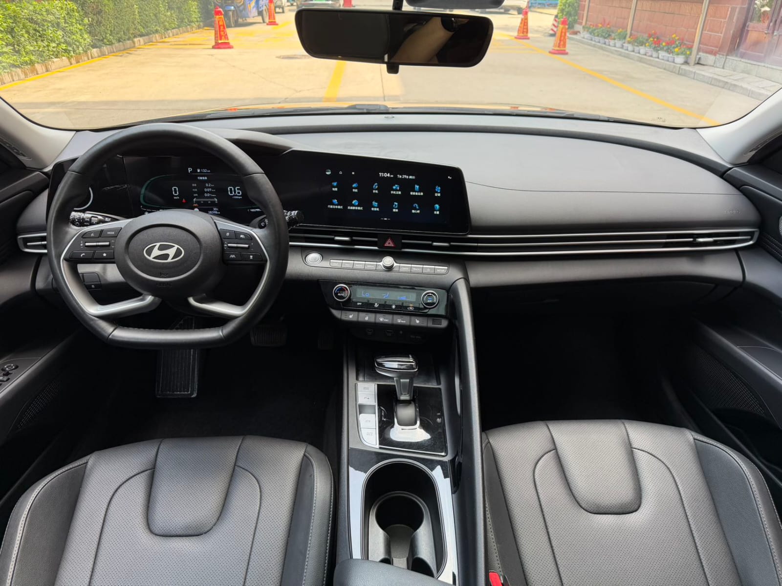 Hyundai Elantra 1.5L Premium Edition