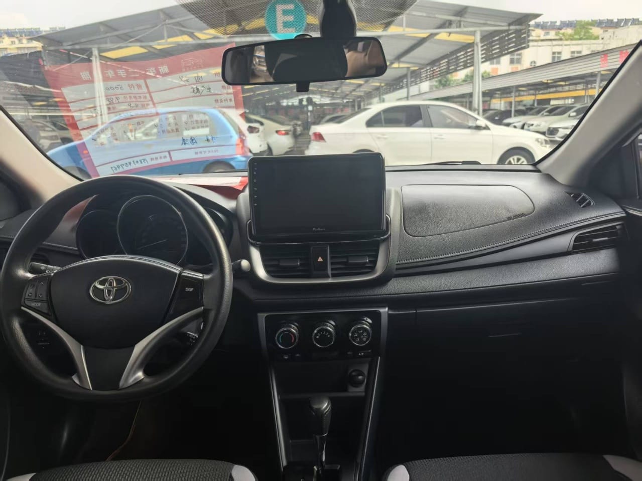 Toyota Yaris L 1.5L