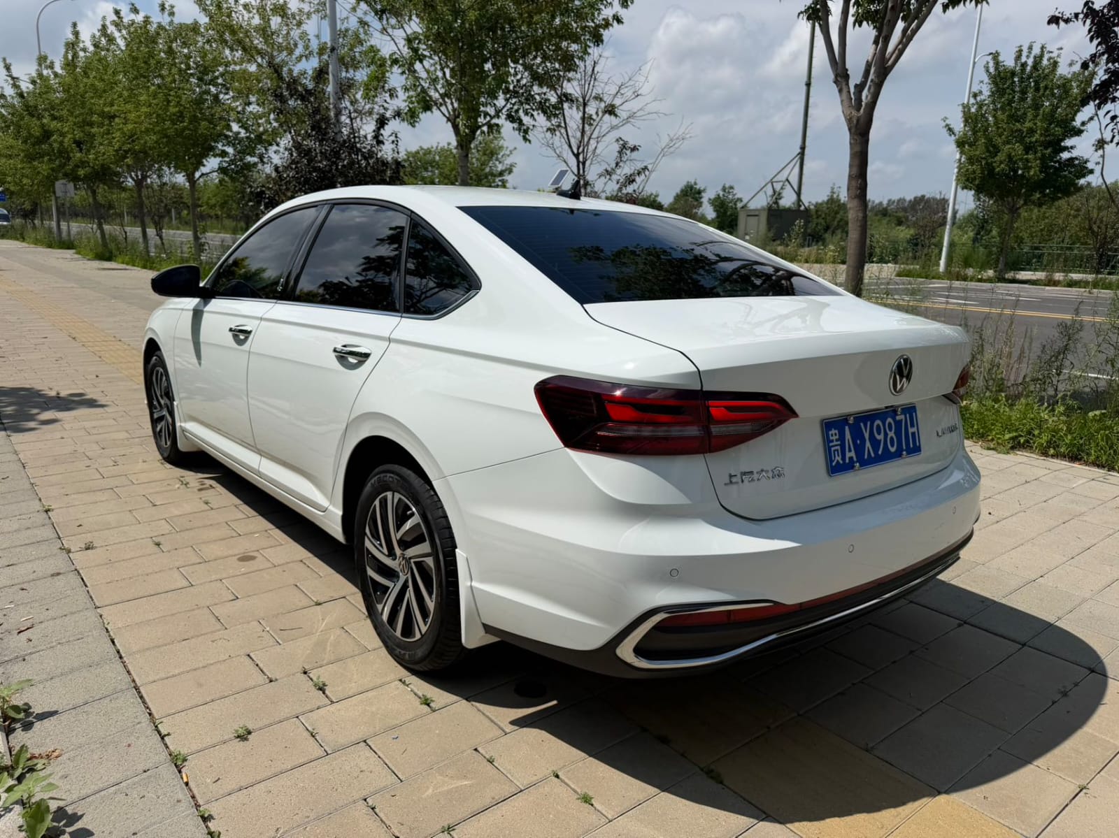 Volkswagen Lavida 1.5L