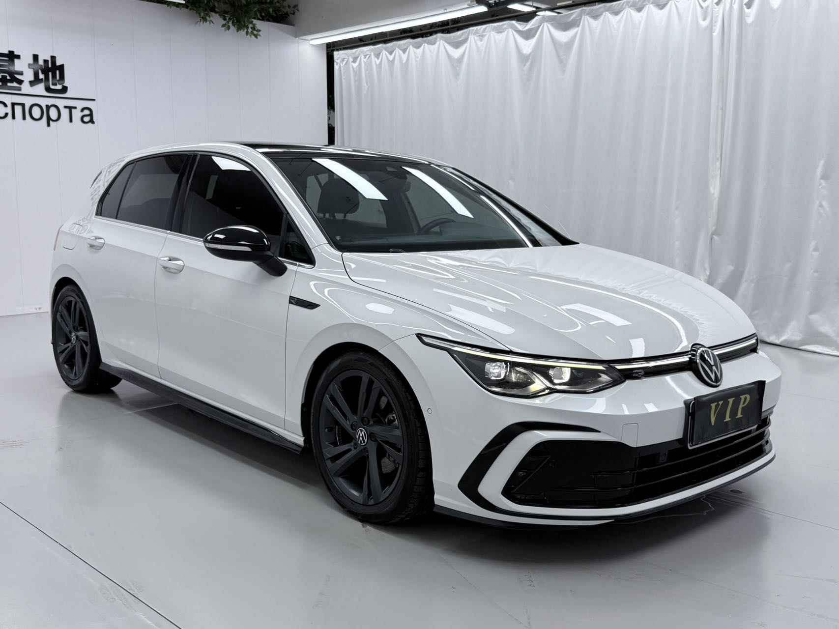 Volkswagen Golf 280TSI DSG R-Line