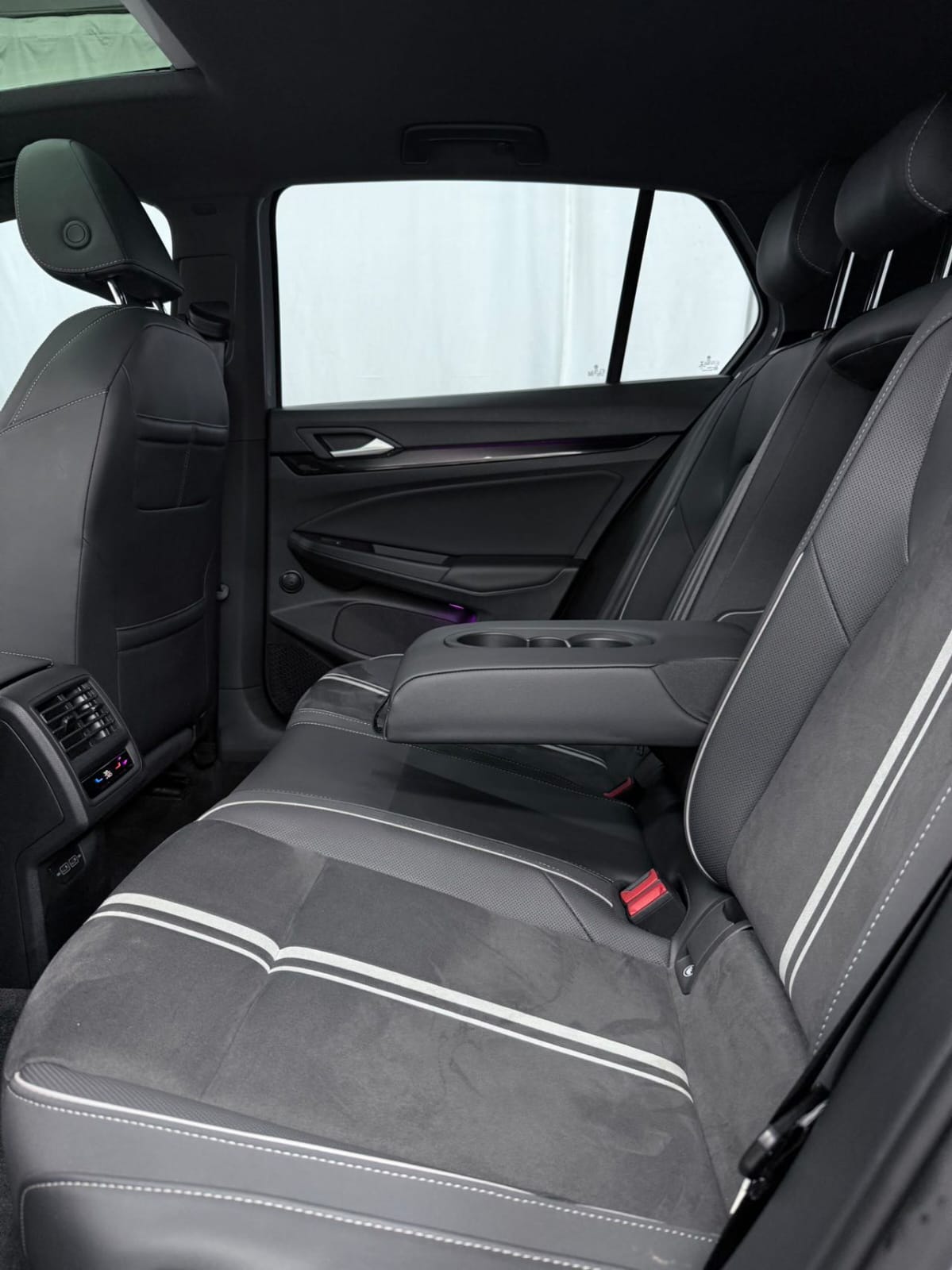 Volkswagen Golf 280TSI DSG R-Line