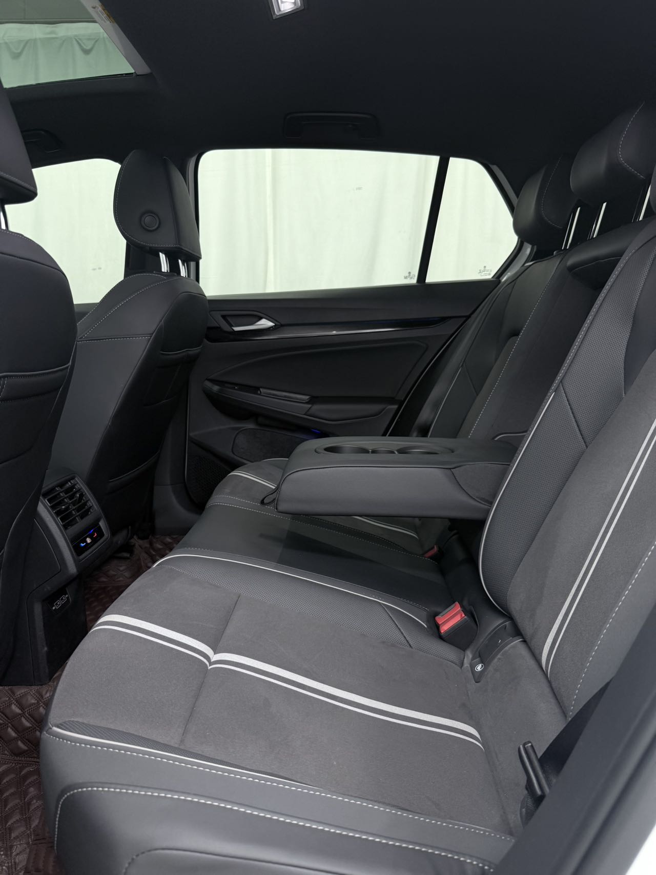 Volkswagen Golf 280TSI DSG R-Line