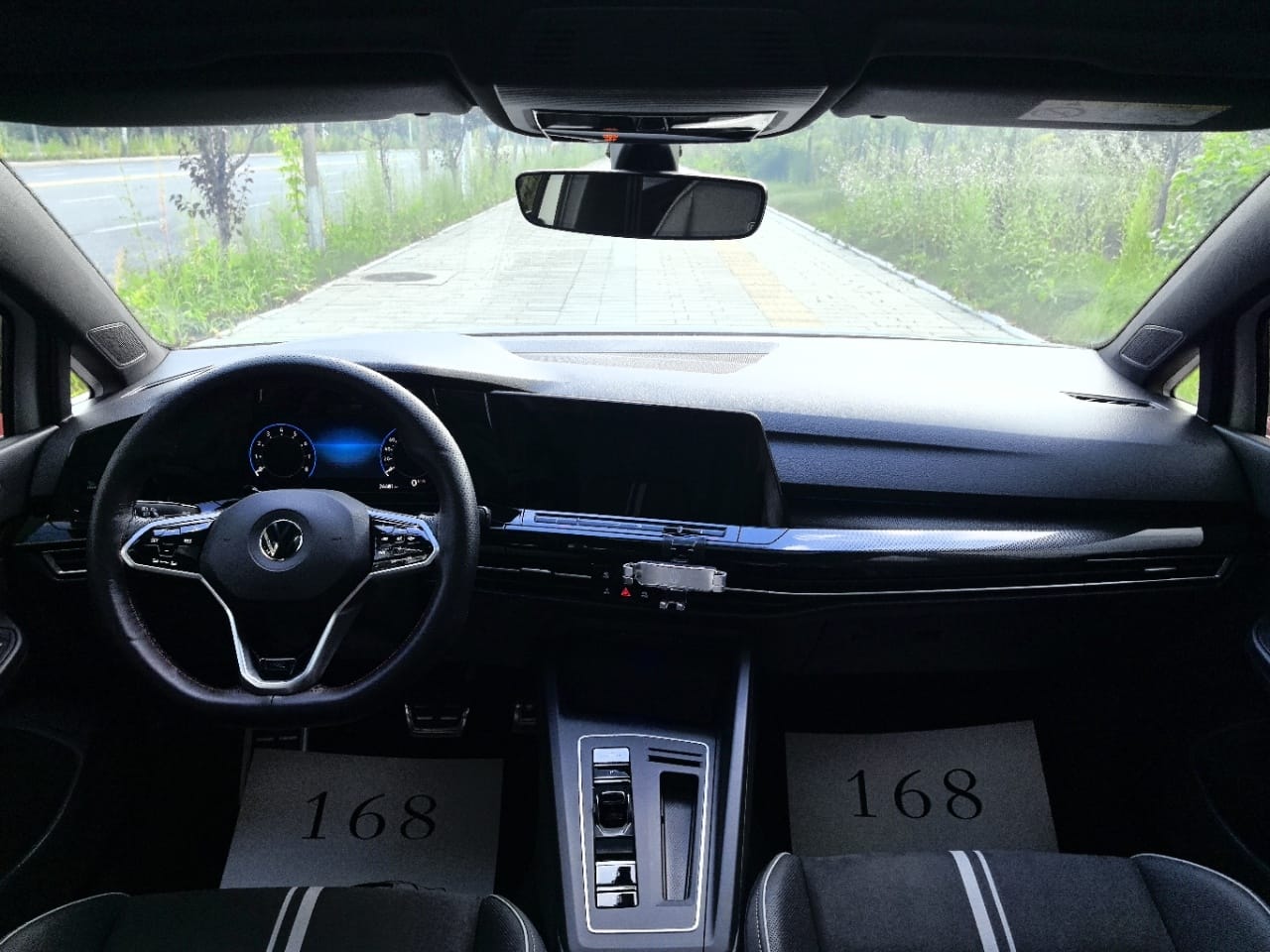 Volkswagen Golf 280TSI R-Line