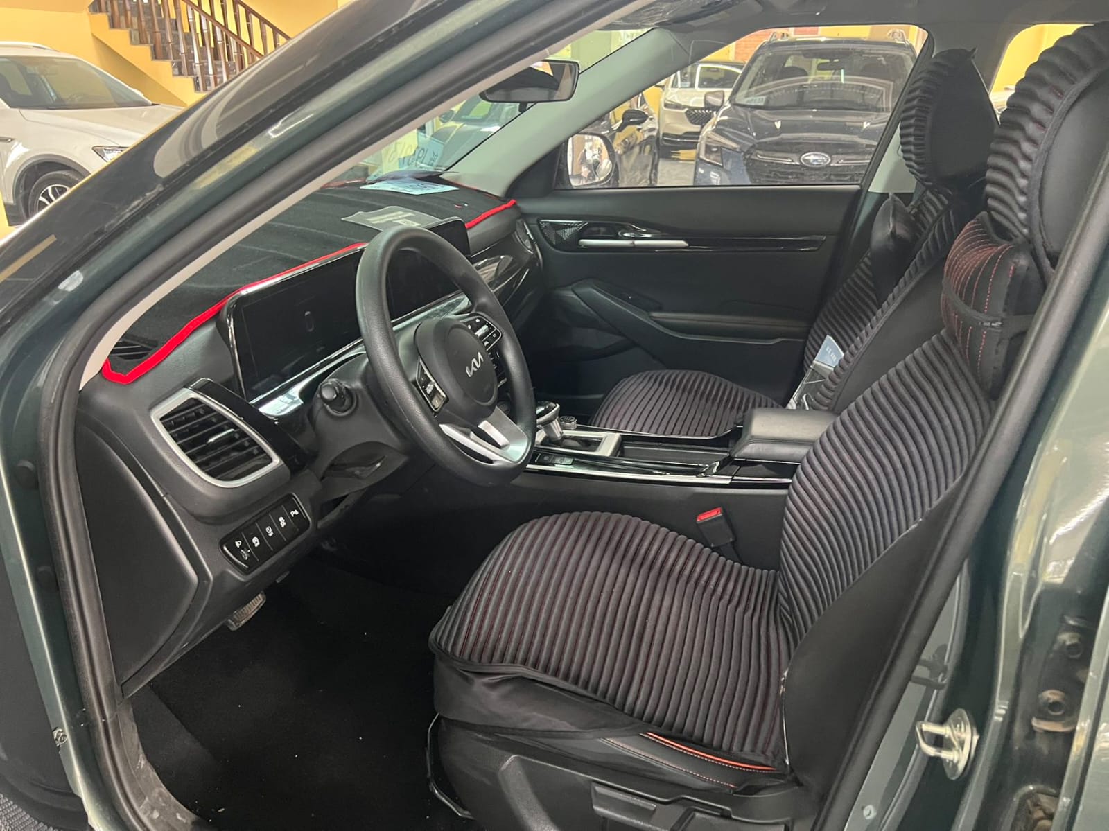 Kia Seltos 1.5L CVT Deluxe Edition
