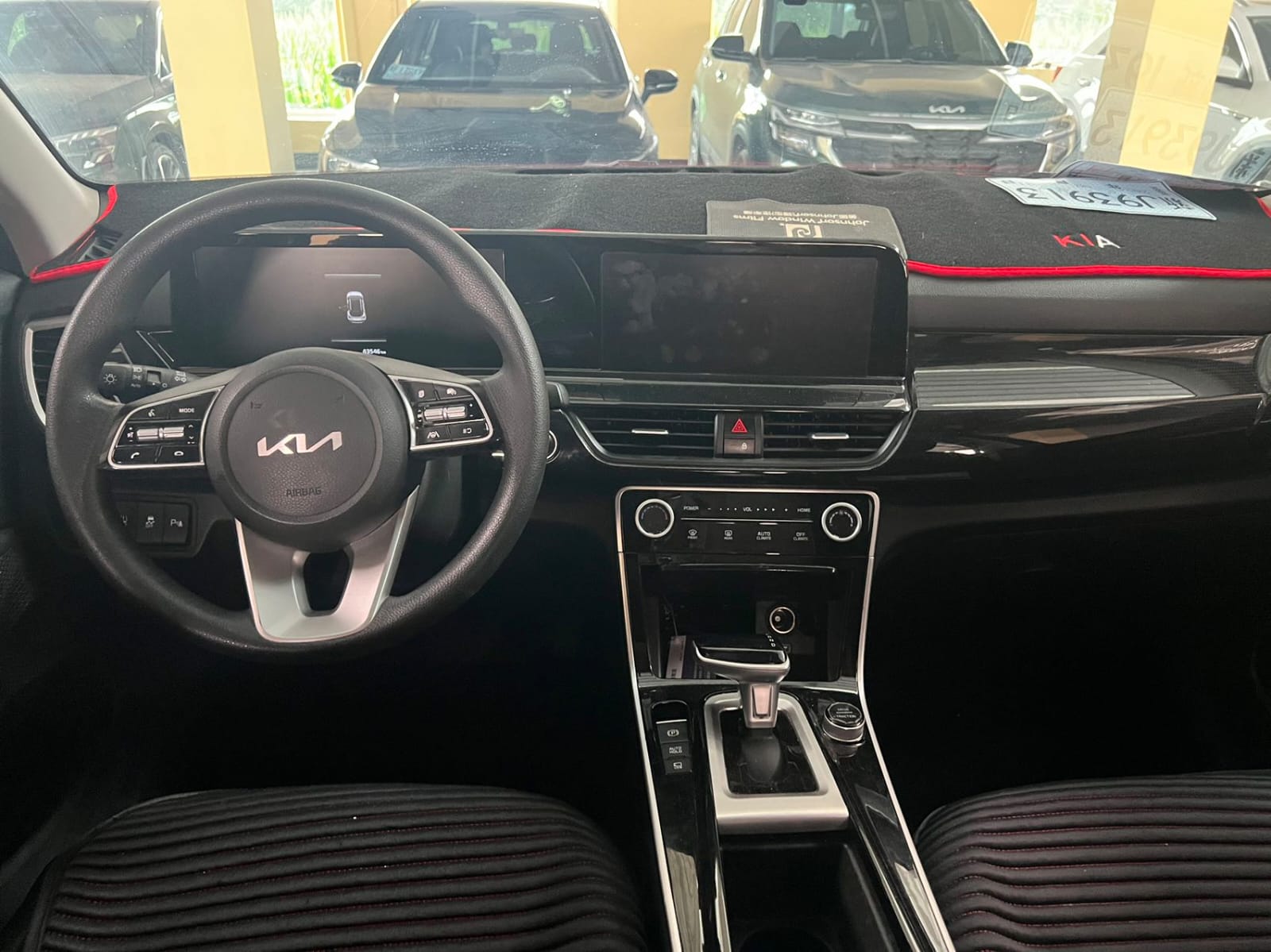 Kia Seltos 1.5L CVT Deluxe Edition