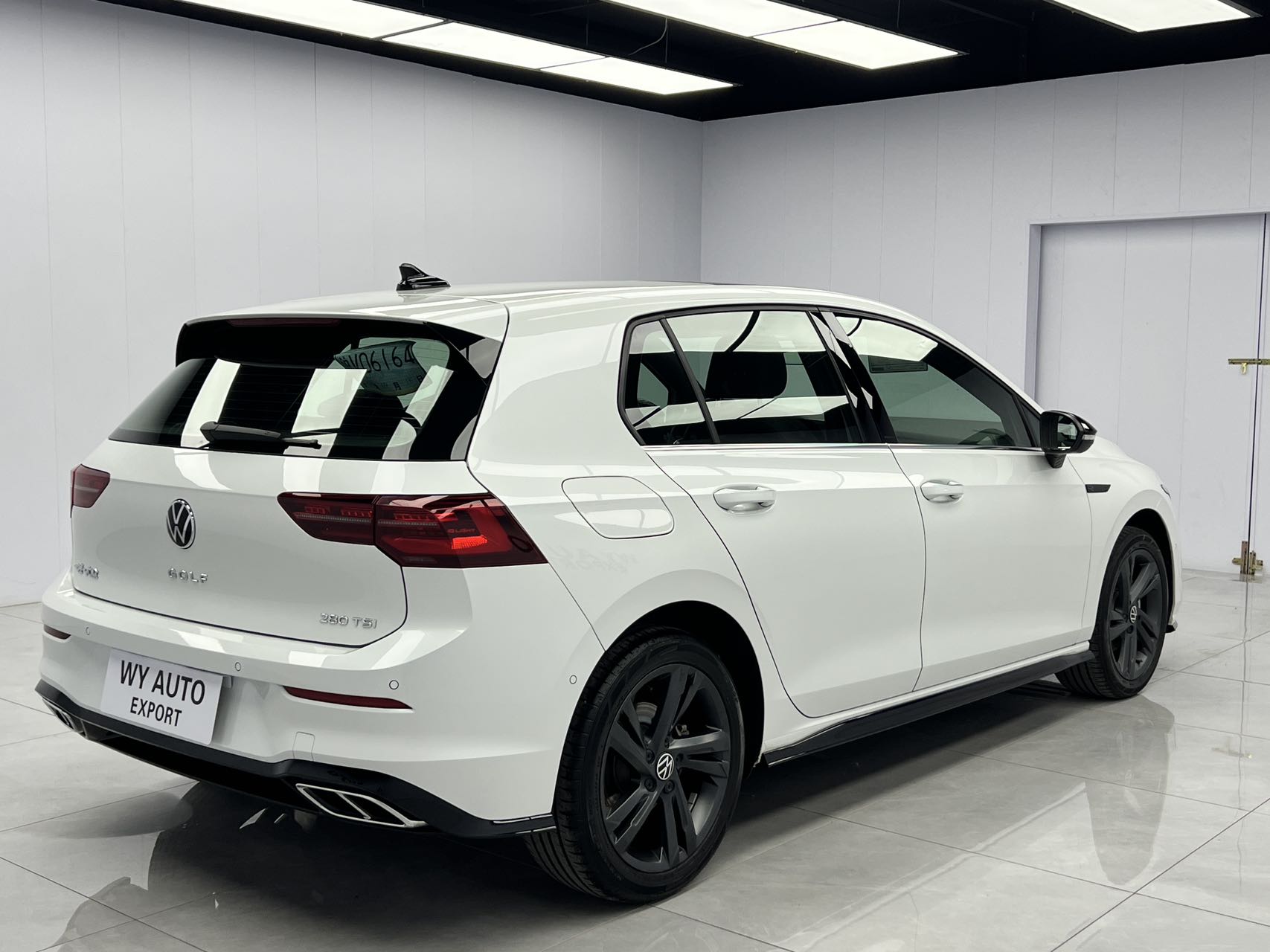 Volkswagen Golf 280TSI DSG R-Line
