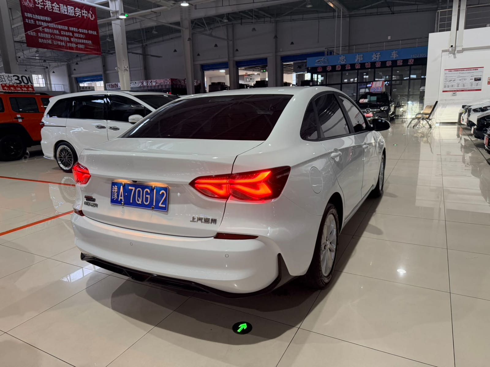 Chevrolet Monza (Cruze) 1.5L