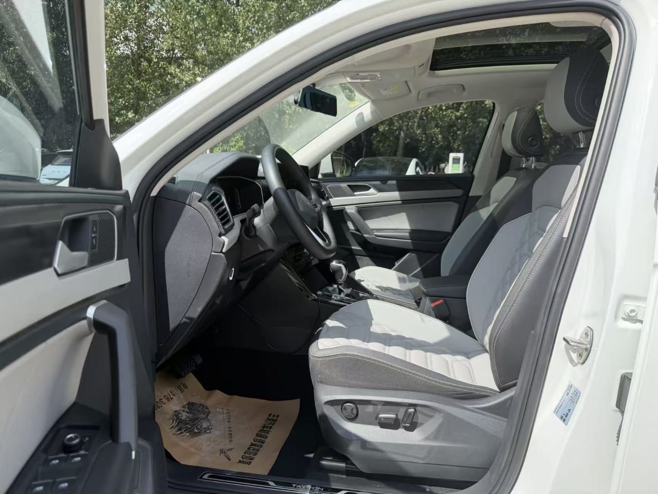 Volkswagen Tayron 280TSI Deluxe Plus Premium Edition