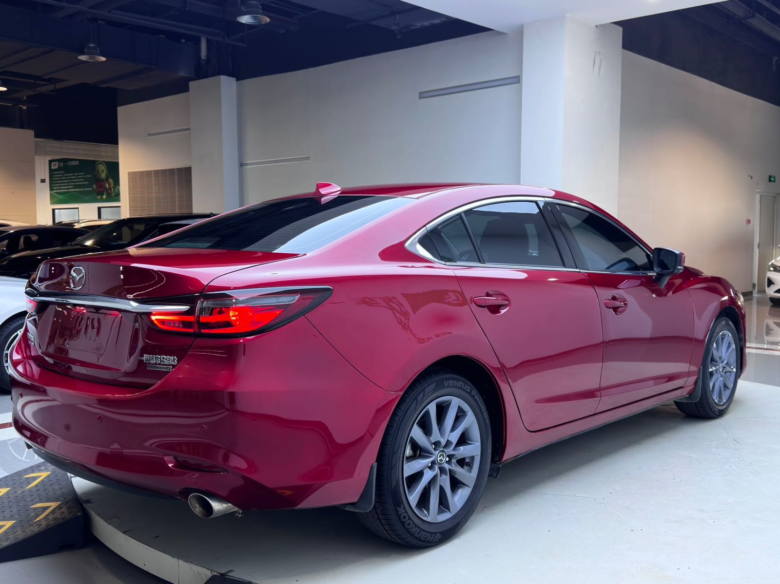Mazda 6 (Mazda Atenza) 2.0L Skyactiv Luxury