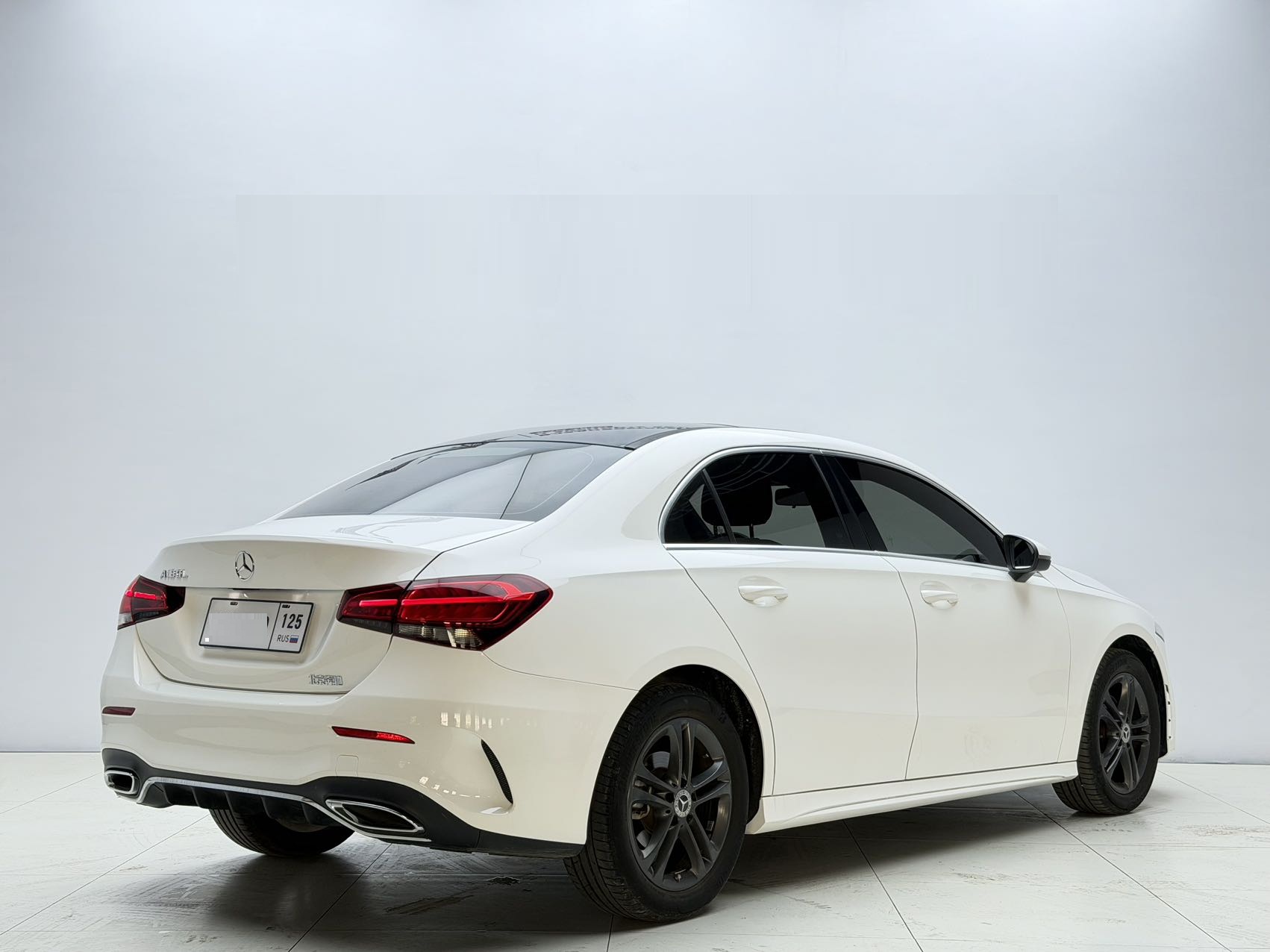 Mercedes-Benz A 180 L Sport Sedan