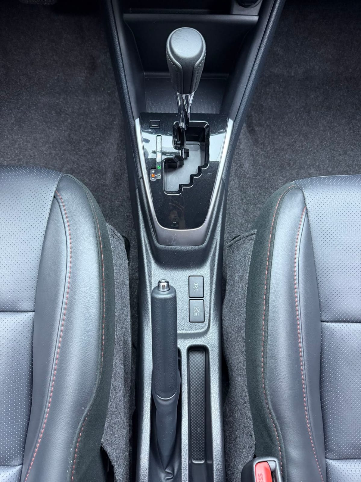 Toyota Yaris L Glamour CVT Deluxe PLUS Edition