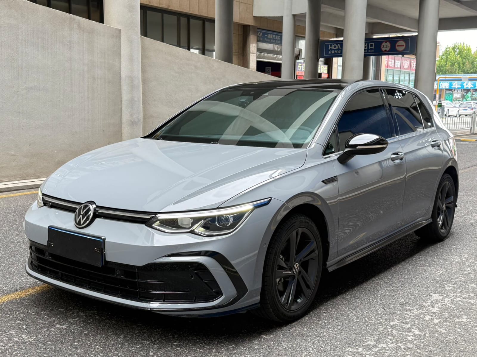 Volkswagen Golf 280TSI DSG R-Line
