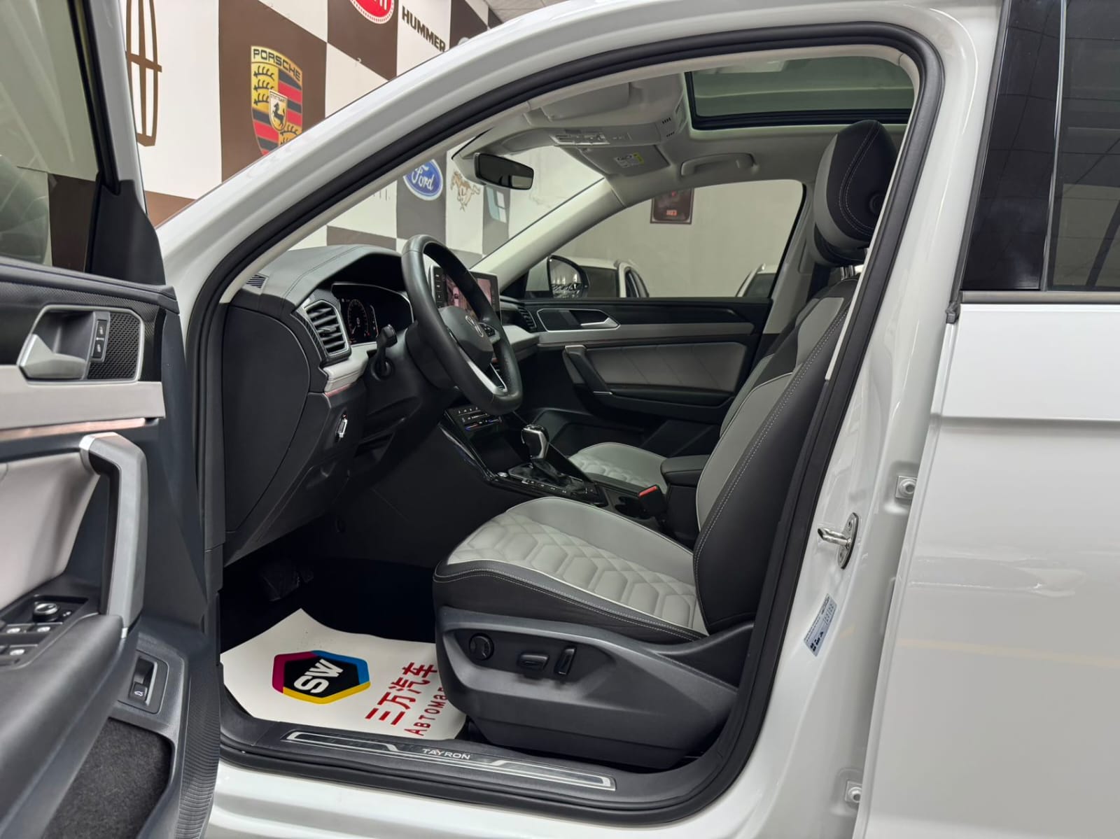 Volkswagen Tayron 280TSI Deluxe Plus Premium Edition - Фото 4