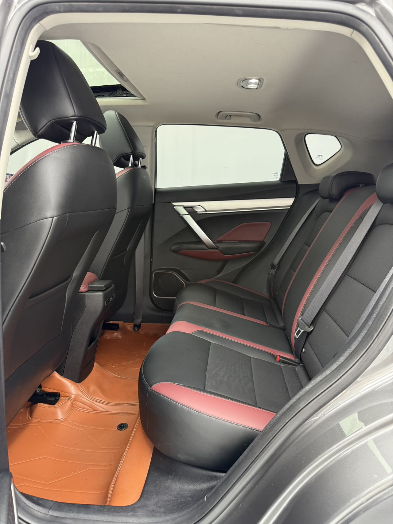 Geely Coolray 1.4T DCT Diamond Edition - Фото 5