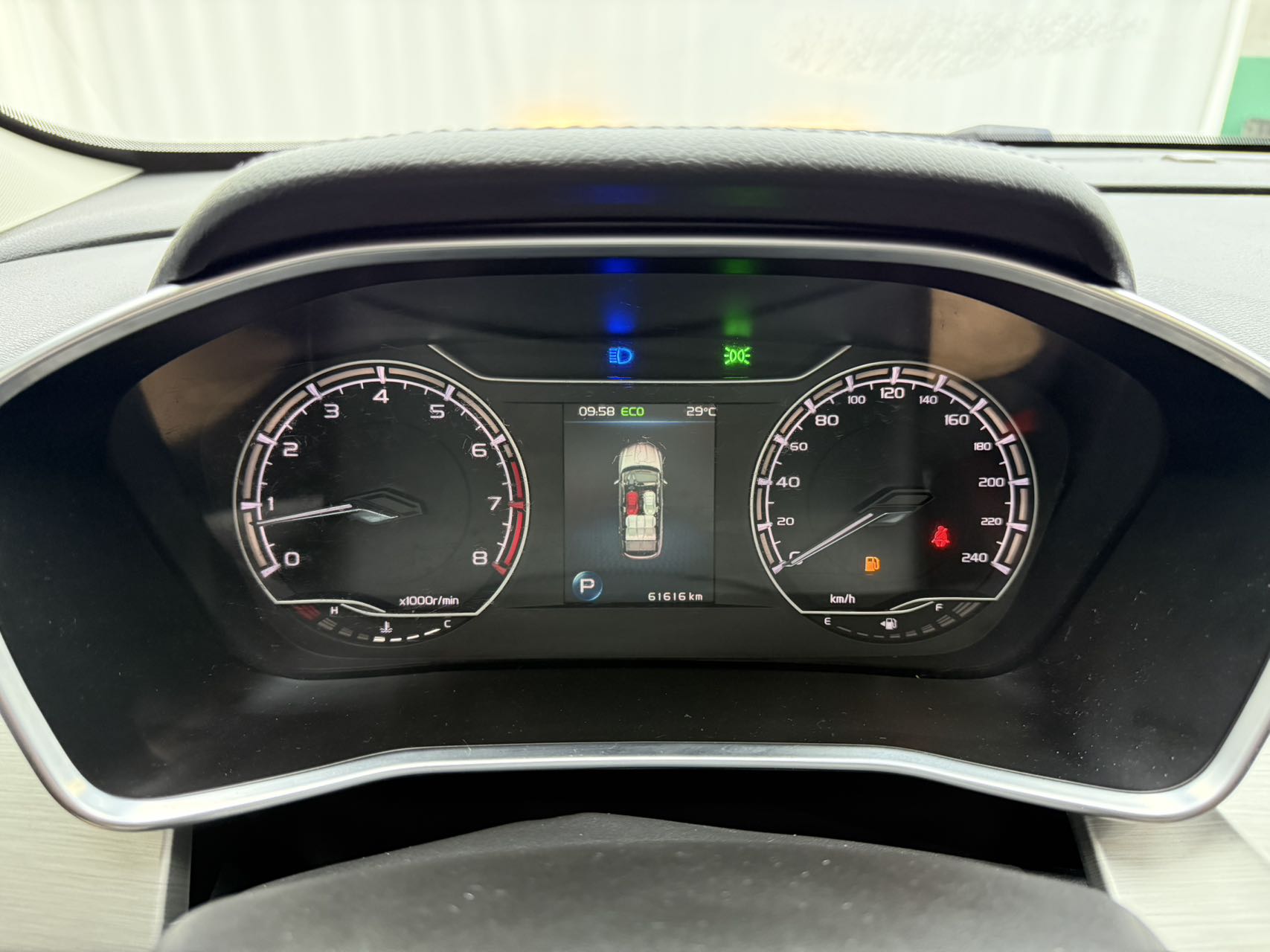 Geely Coolray 1.4T DCT Diamond Edition - Фото 8