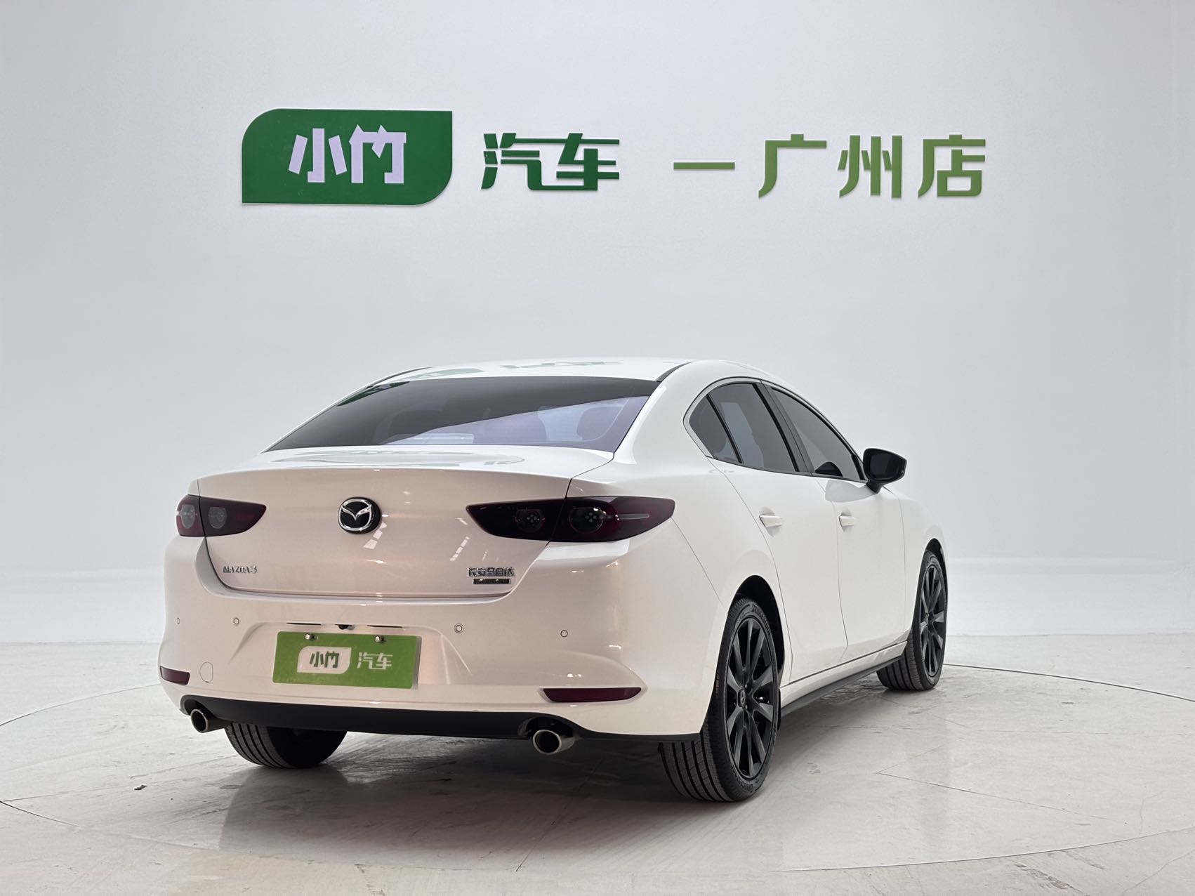 Mazda 3 Axela 2.0L