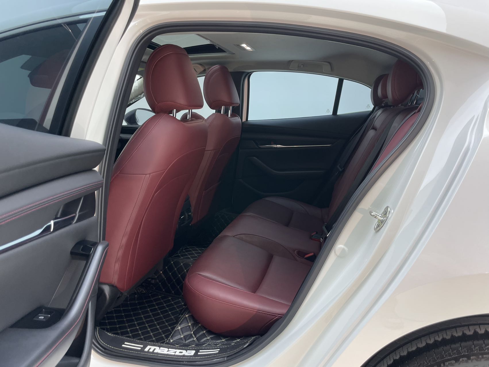Mazda 3 Axela 2.0L