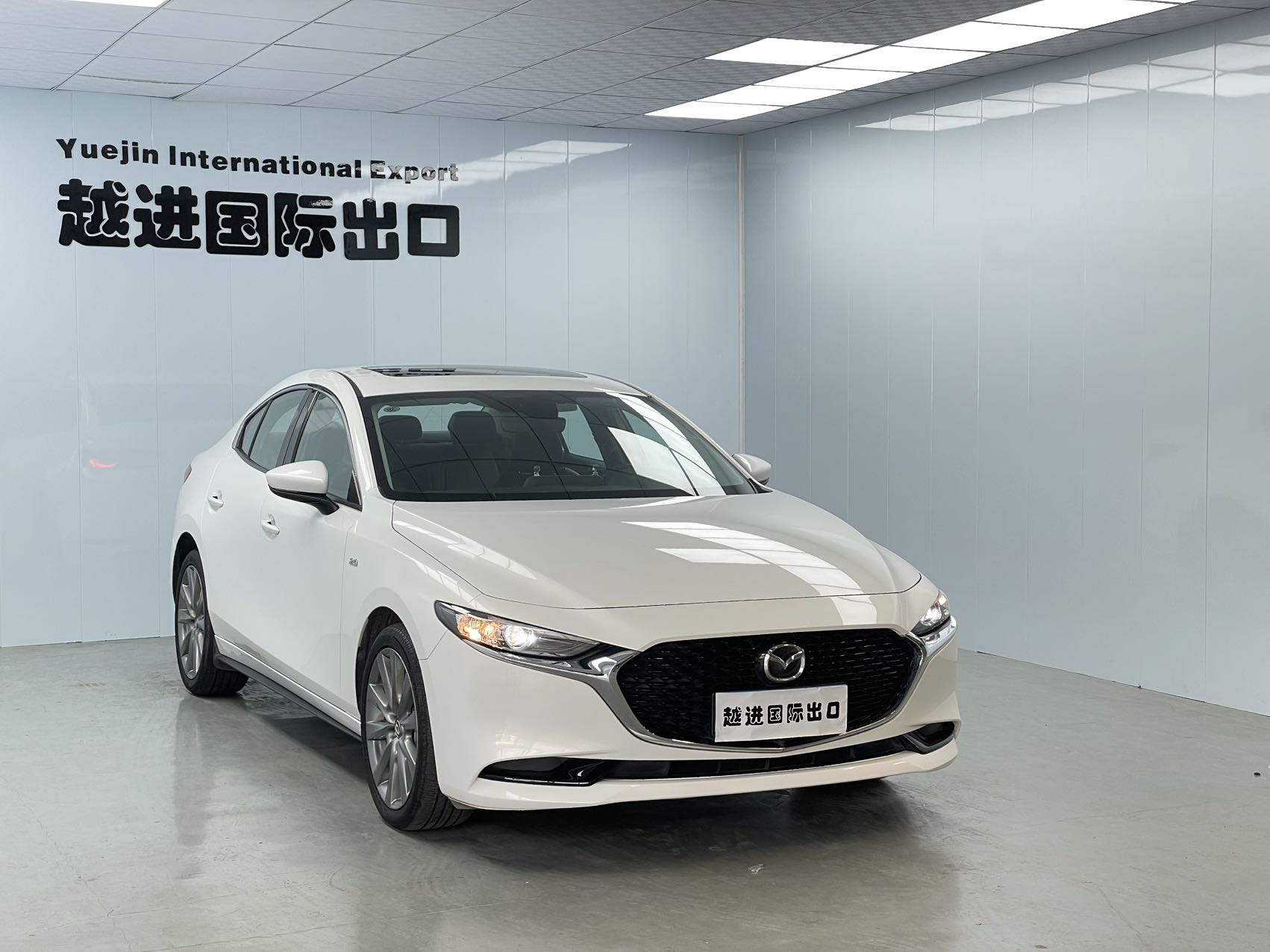 Mazda 3 Axela 2.0L