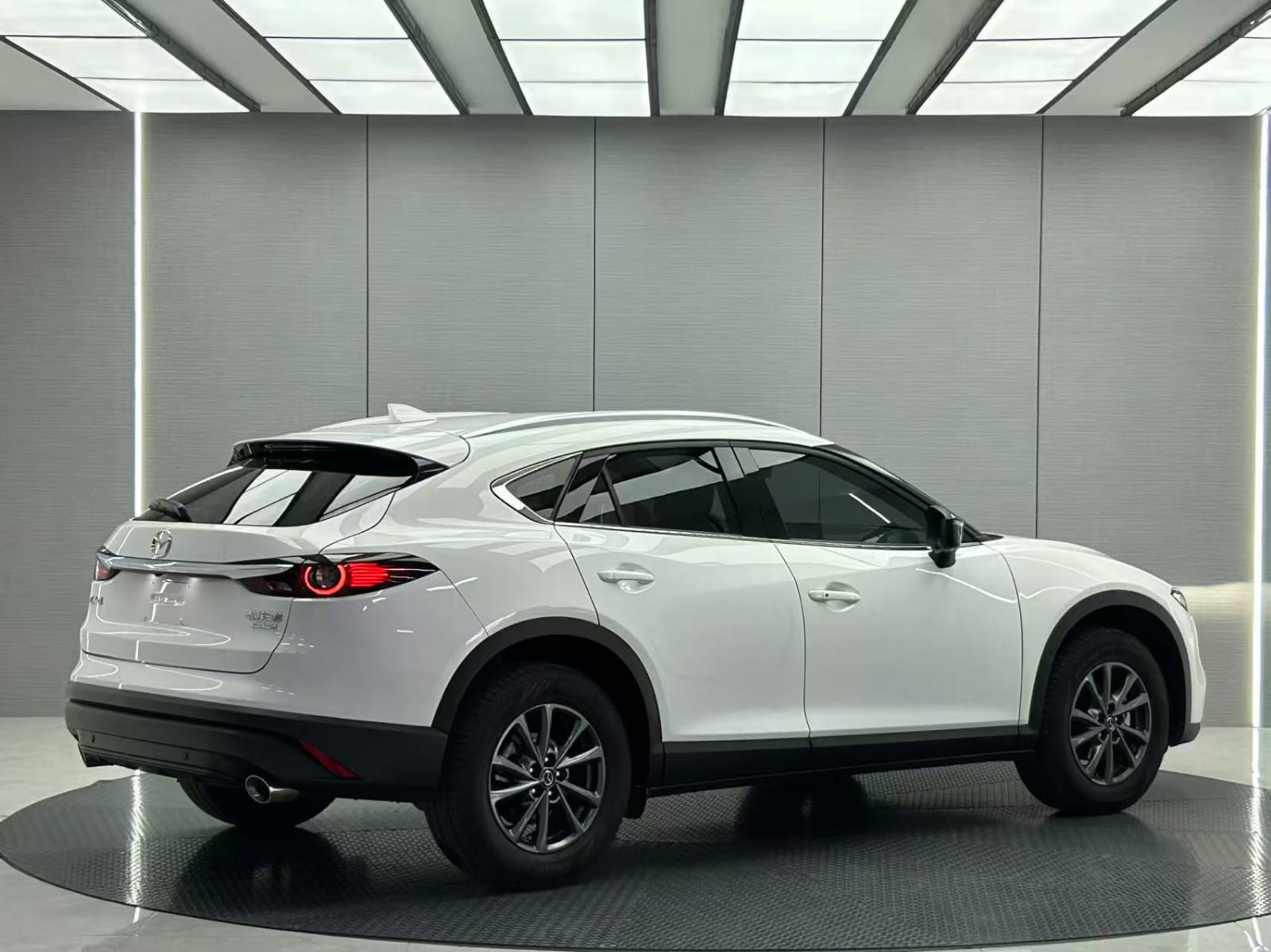 Mazda CX-4 - Фото 3