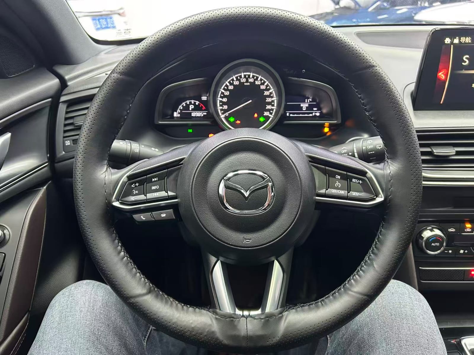 Mazda CX-4 - Фото 8